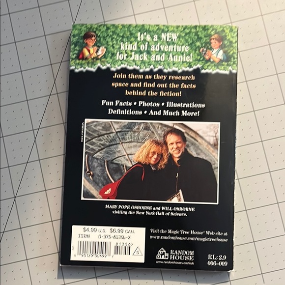 Magic Tree House Space Book - Picture 2 of 3